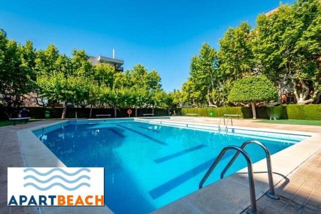 Apartbeach Salou Y Playa 742 Bagian luar foto